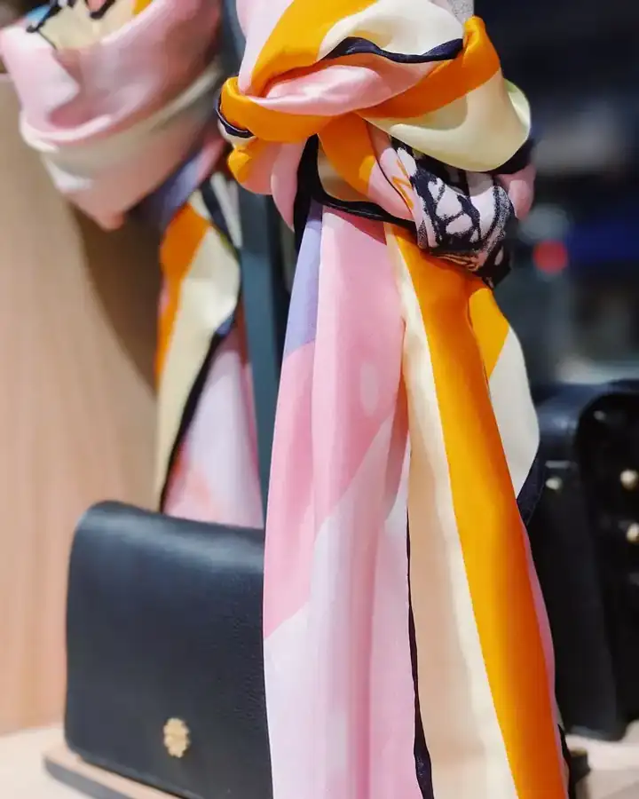 Foulard Grâce, coloris Camel